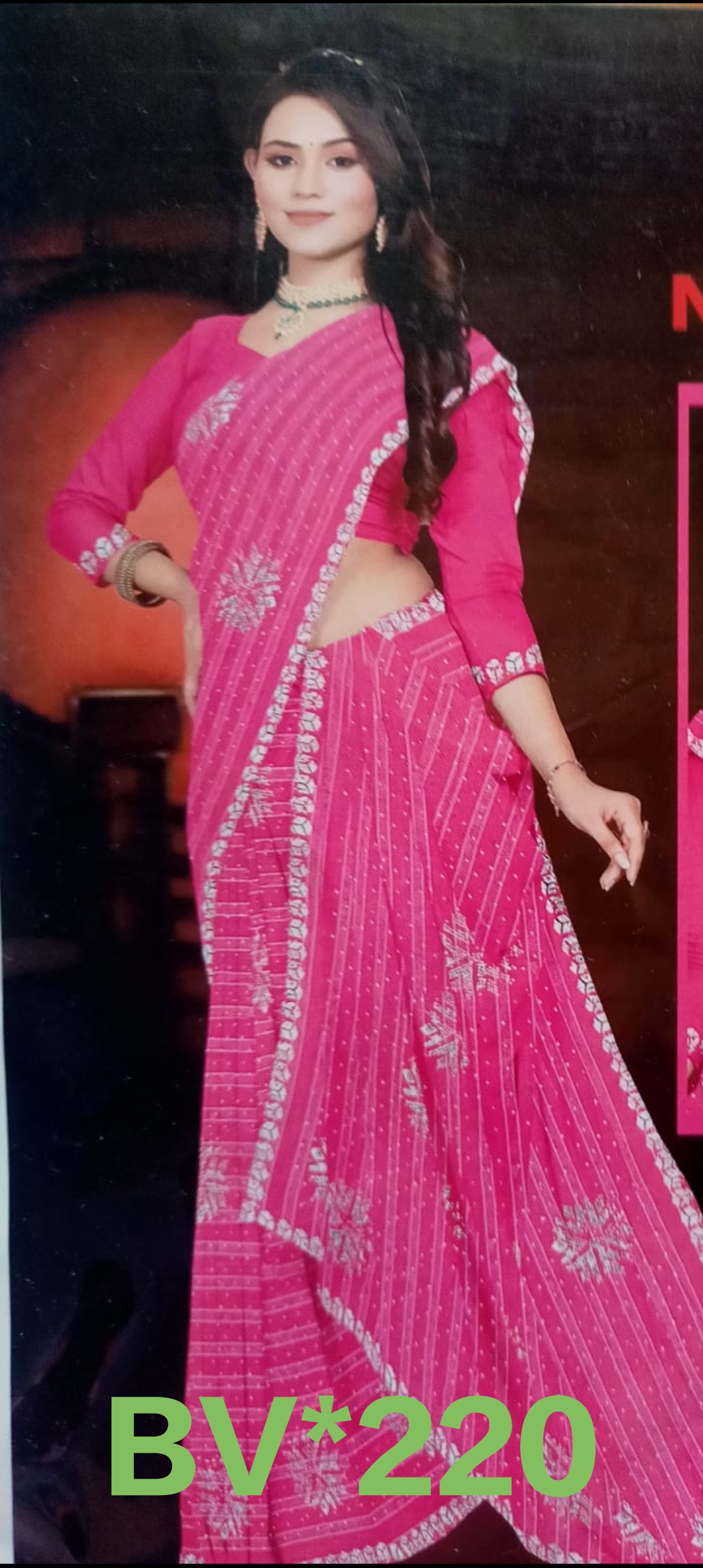 NICE lOOK SARI